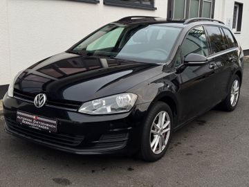 Volkswagen Golf - 3