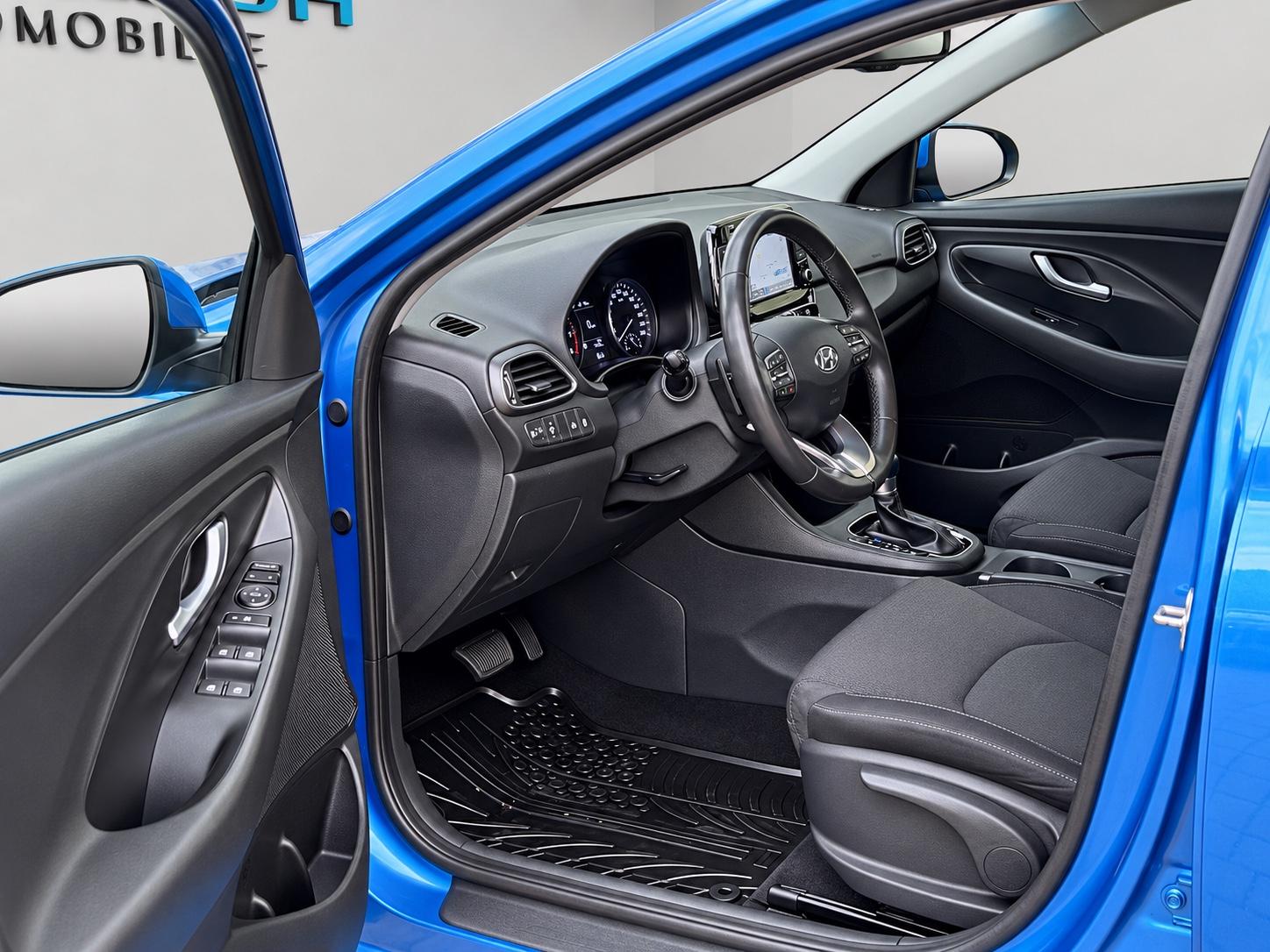 Hyundai i30 1,4 AUTOM. NAVI SITZHEIZ.SCHECKHEFT GARANTIE