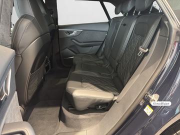  AUDI Q8 — миниатюра 14