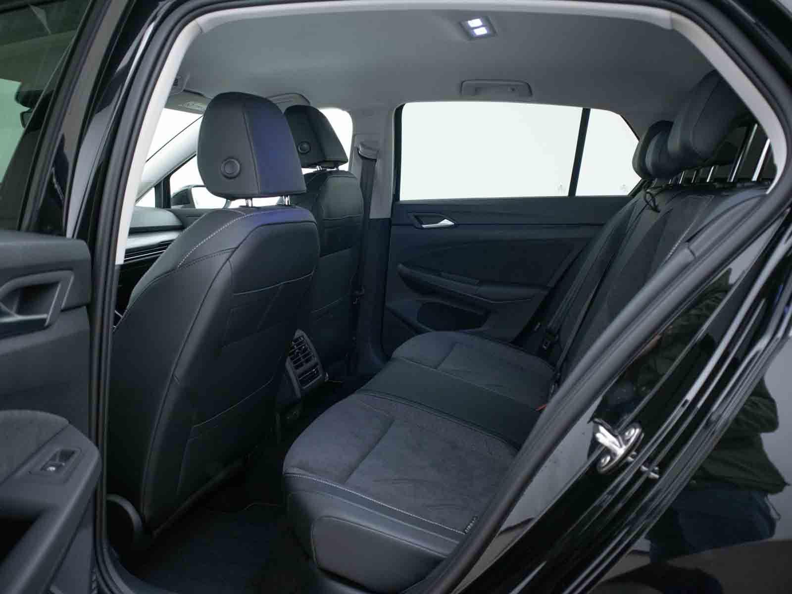 Volkswagen Golf VIII 1.5 eTSI Style DSG*MATRIX*NAV*ACC*HUD*, миниатюра 18