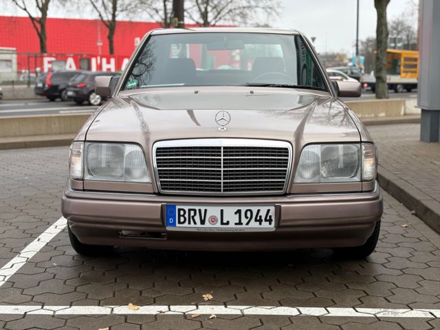 Mercedes-Benz E 200 2.Hand Sehr gepflegter Zustand