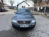 Volkswagen VW Passat GT 1,9 TDI 101 PS Grau-metallic ... - Volkswagen Passat mit Diesel-Antrieb: 1.9