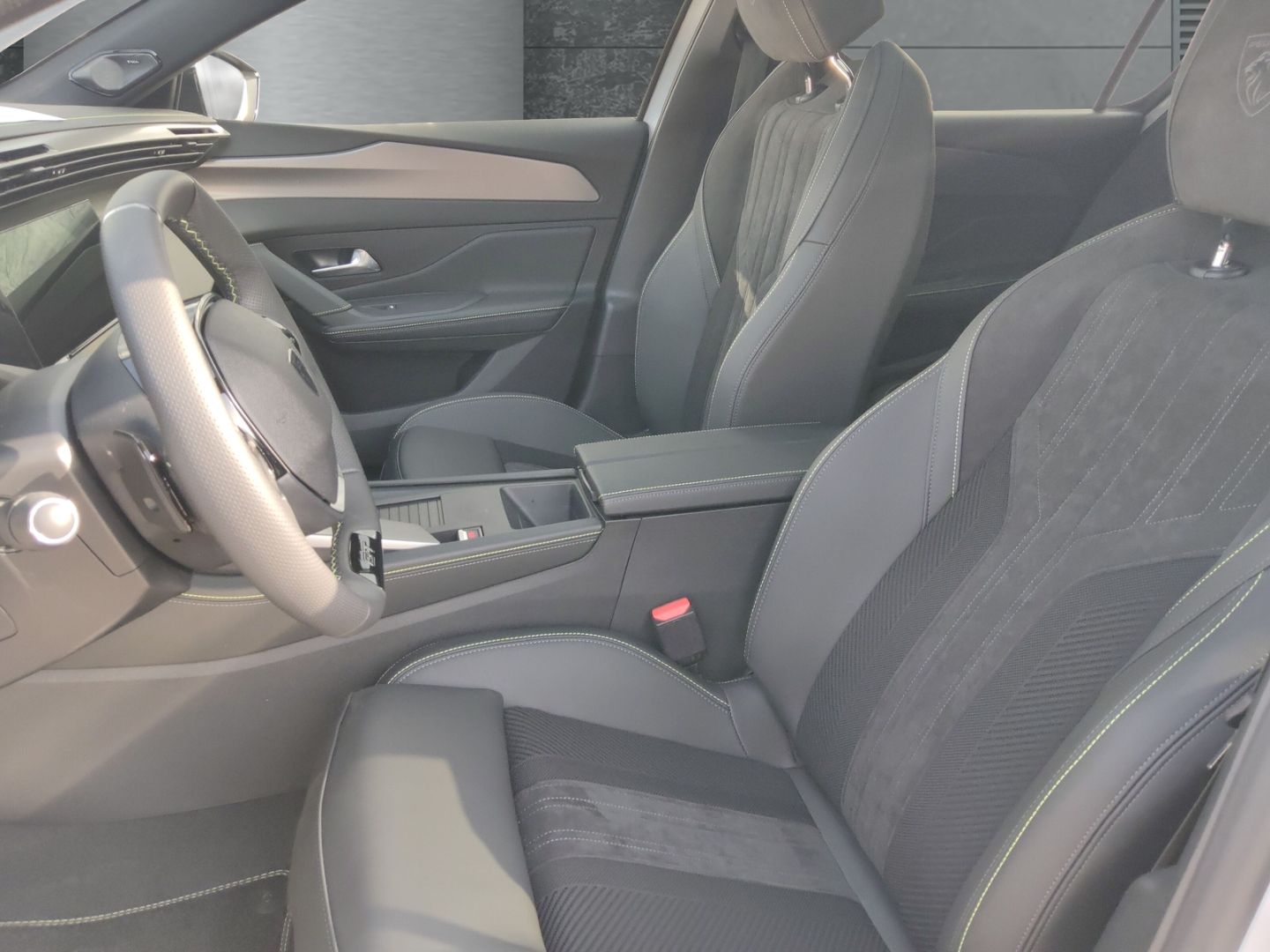 Peugeot 308 - Bild 8