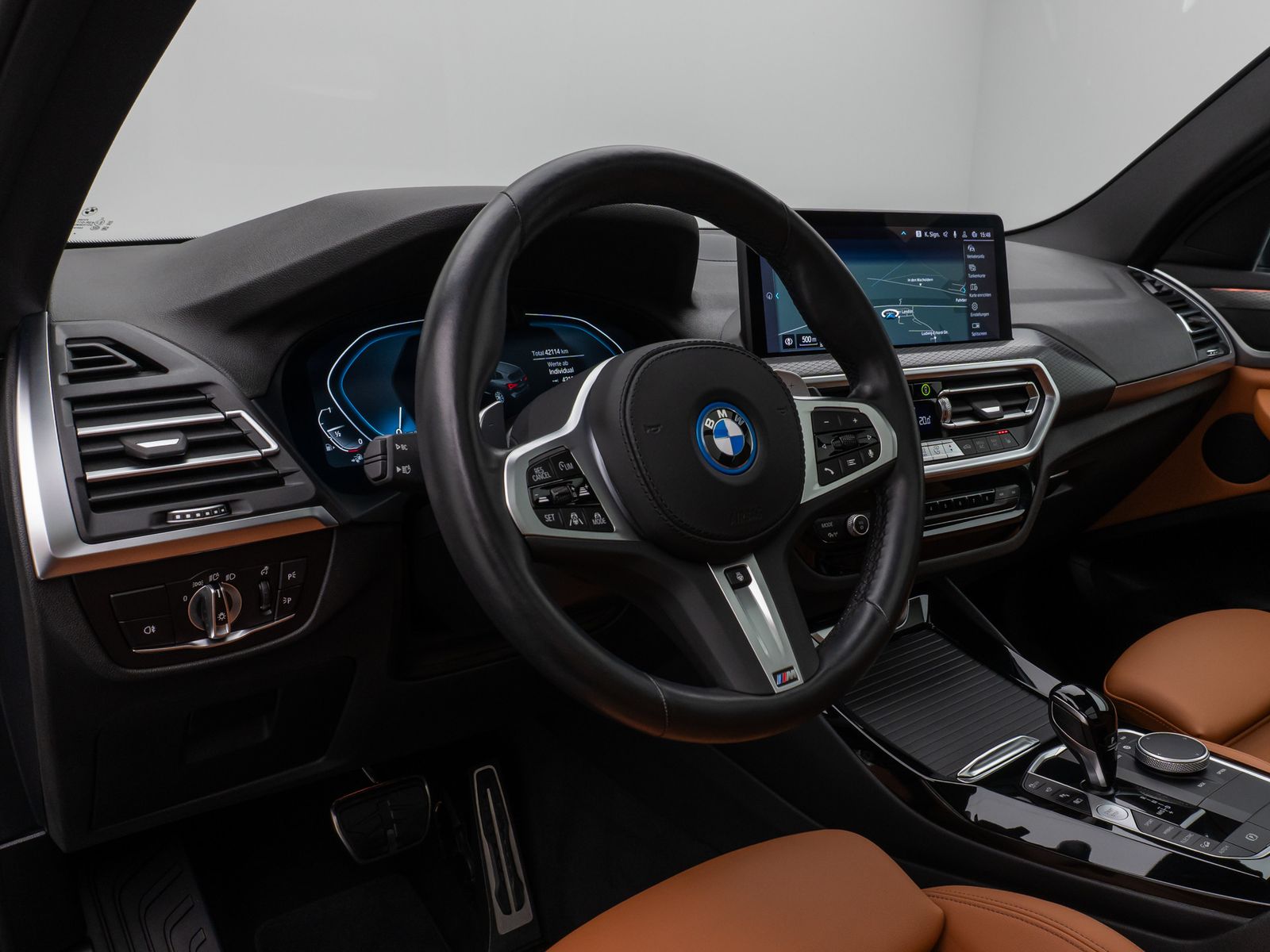 Fahrzeugabbildung BMW X3 xD30e M Sport 360°Laser Panorama HUD DAB HiFi