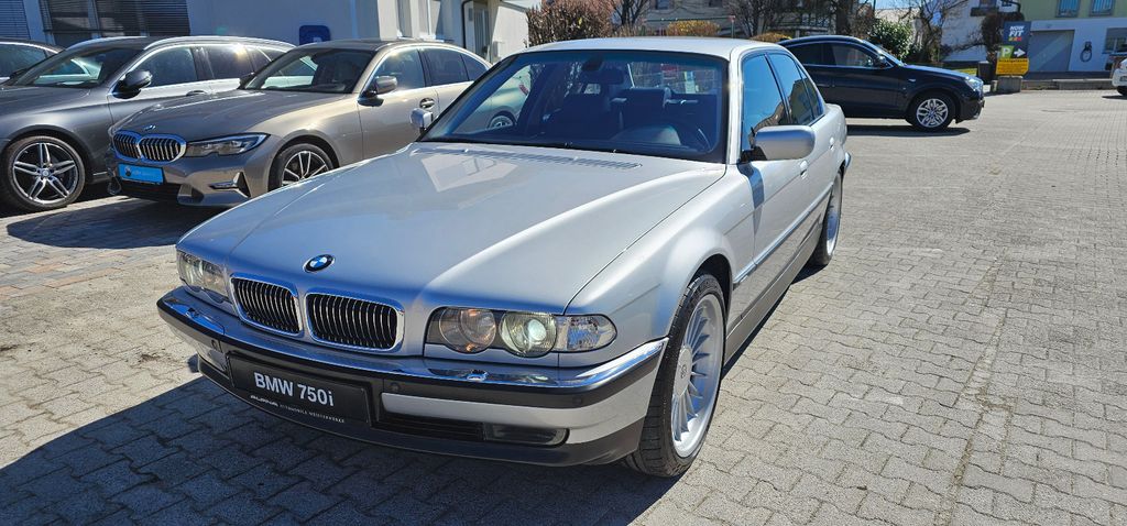 BMW 750 750i v12 kaufen bei mobile.de