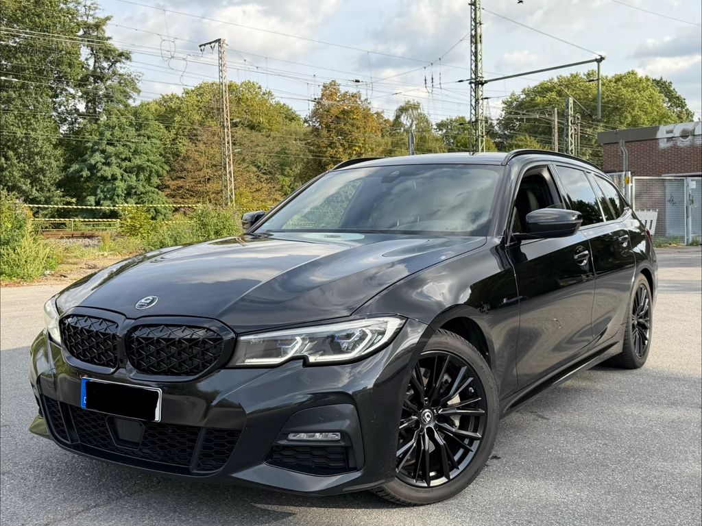 Image of BMW 330