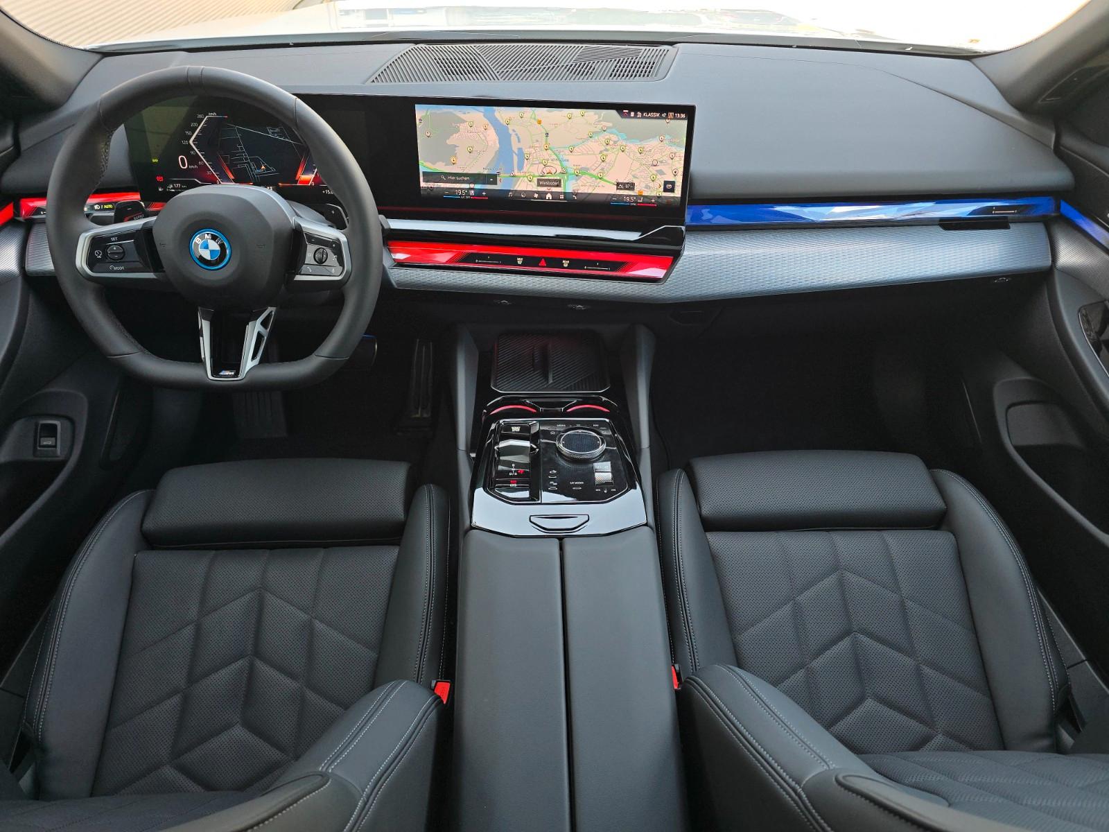 BMW 530e M Sport (Kamera/Panorama/H&K)