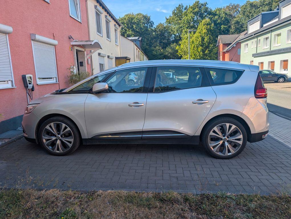 Image of Renault Grand Scenic