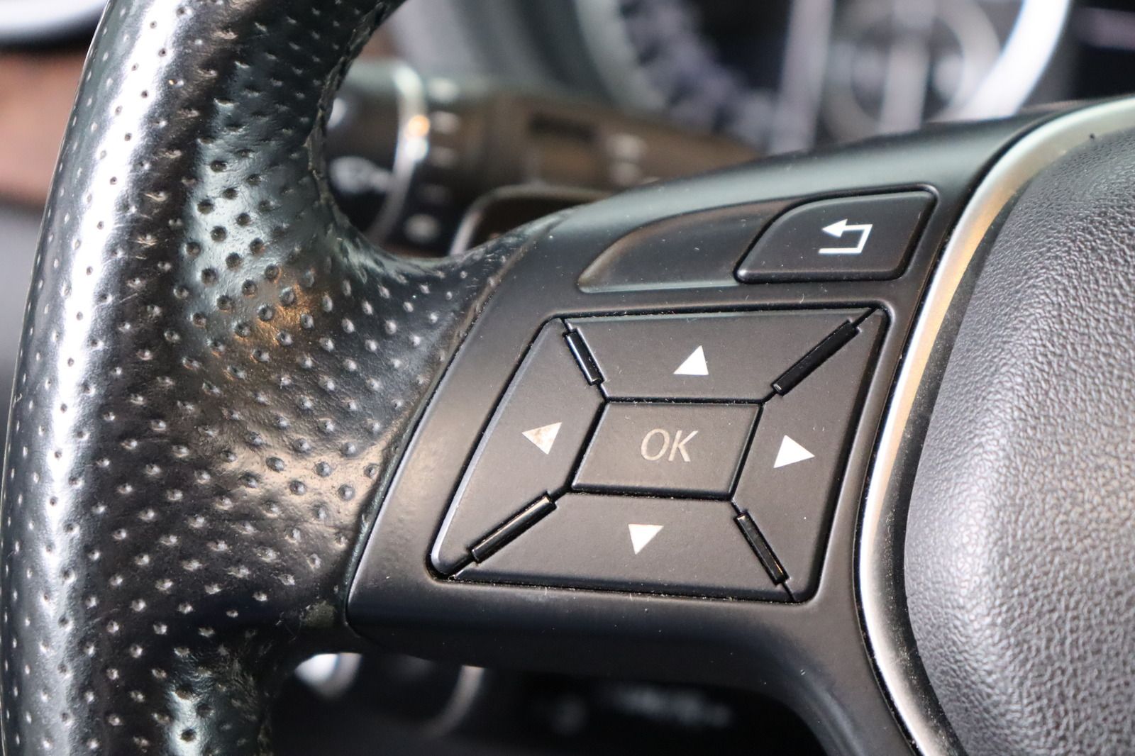 Fahrzeugabbildung Mercedes-Benz B 200 CDI BlueEFFICIENCY * DIS * ILS * Leder *