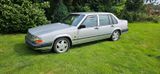 Volvo 940. - Volvo 940 mit Benzin-Antrieb: Limousine