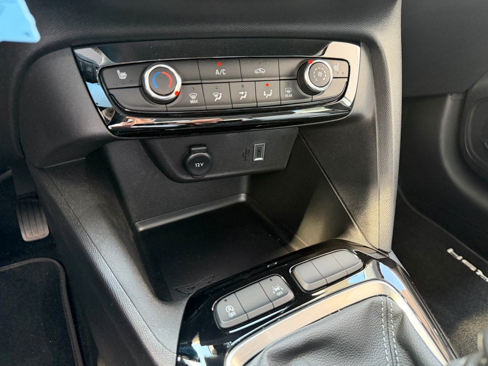 Fahrzeugabbildung Opel Corsa F Edition 1.2L 100PS/PDC/Sitzheizung!