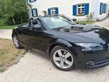 Audi TT Cabrio schwarz - Audi TT aus 2009: Roadster