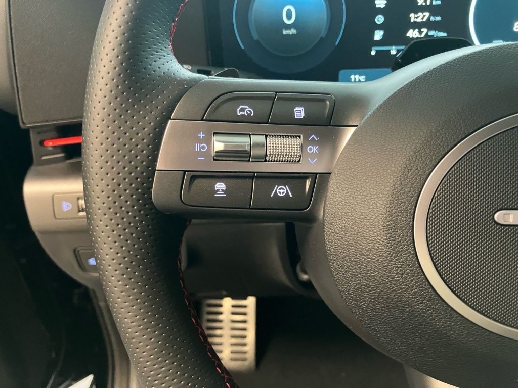 Fahrzeugabbildung Hyundai KONA EV 2WD 65kWh N Line 2xKlima 4xElSitz ACC