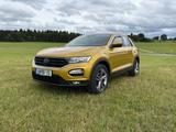 Volkswagen T-Roc 1.0 TSI Kurkumagelb Metallic