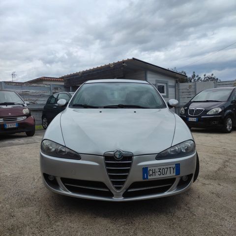 Alfa Romeo 147 1.9 JTD (120) 5 porte Distinctive