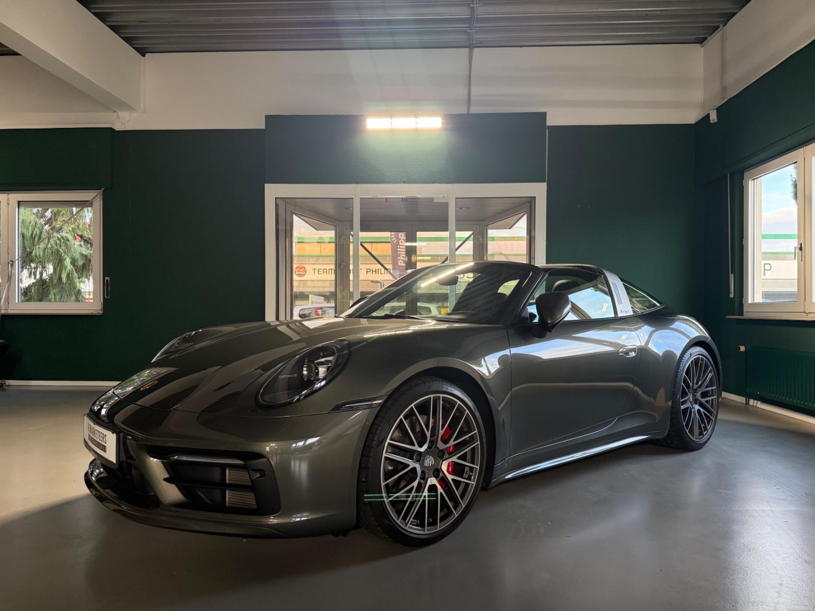 Porsche 911 Targa 4 S Approved bis 03,2028