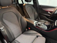 MERCEDES-BENZ C 200 T 4Matic*LED*KAMERA*SPUR*NAVI*FACELIFT* MERCEDES-BENZ C 200 T 4Matic*LED*KAMERA*SPUR*NAVI*FACELIFT*