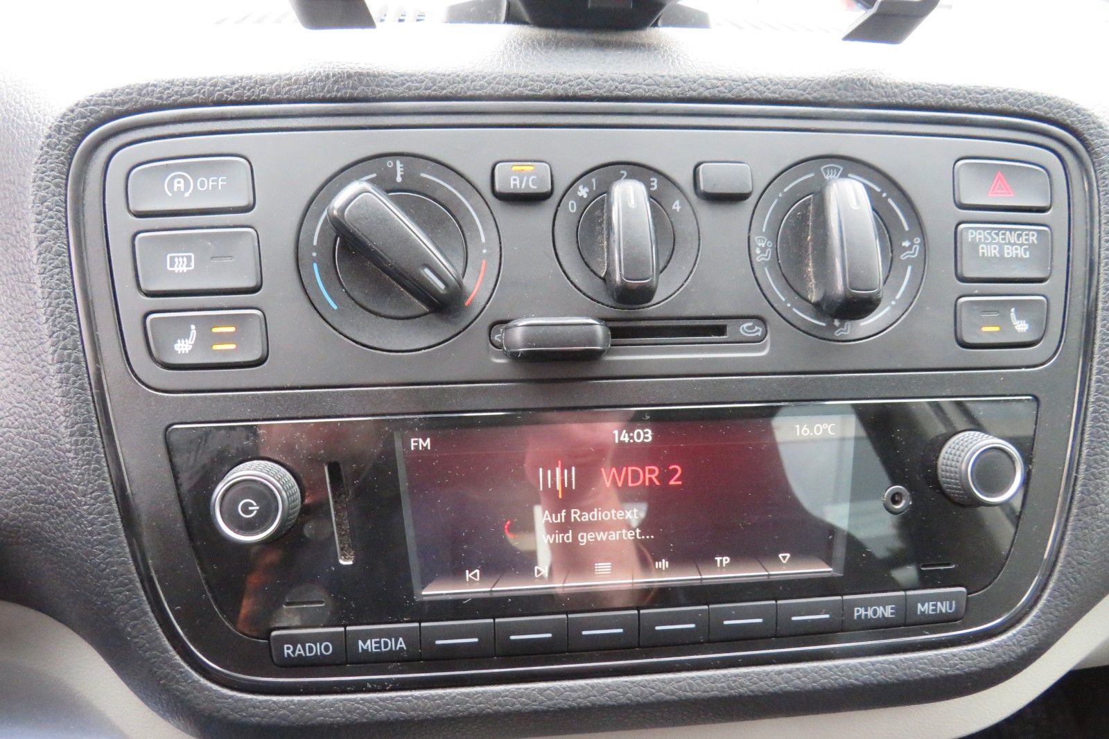 Fahrzeugabbildung SEAT Mii Style 4T KLIMA SITZH. MAPS&MORE 1.HD