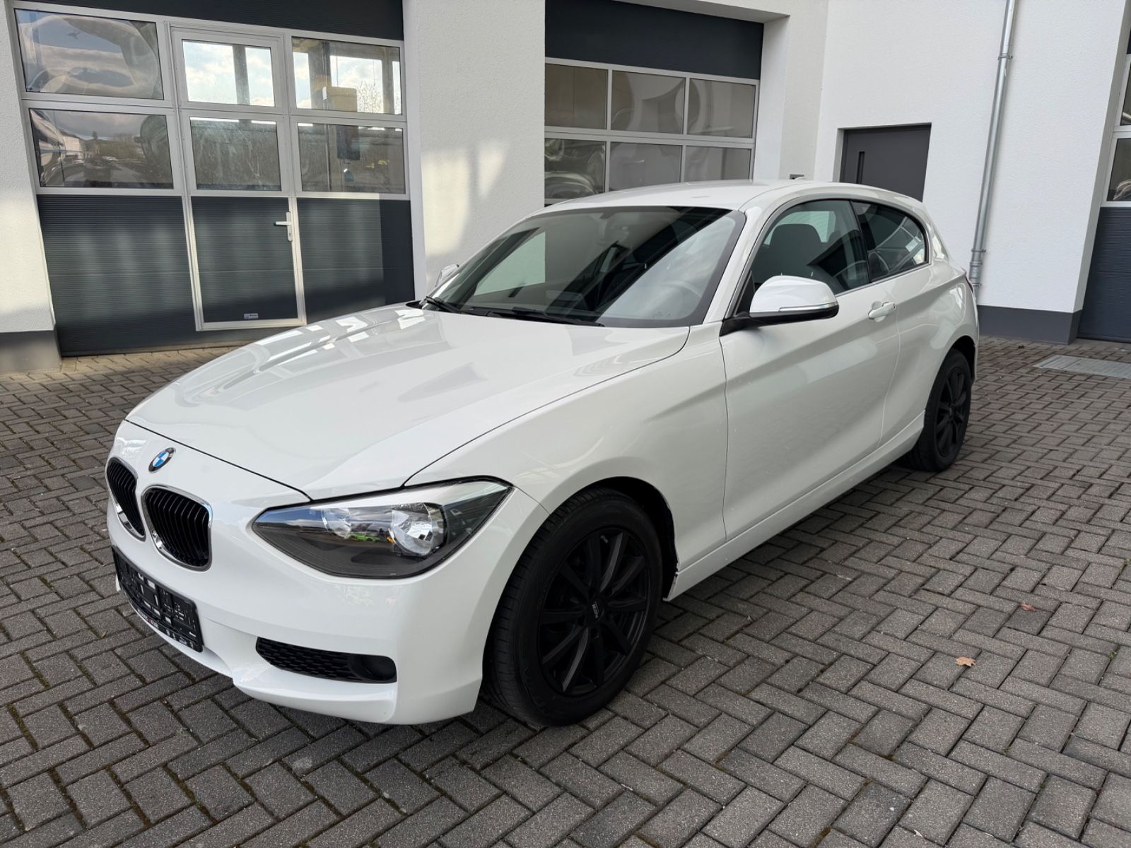 BMW 114 - 1
