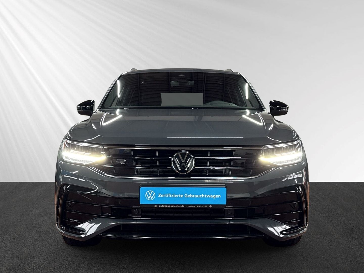 Volkswagen Tiguan 2.0 TDI R-Line DSG AHK HuD Kamera Pano foto 4