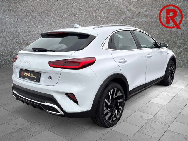 XCeed Vision Rückfahrkam. LenkradHZG Navi Spurha