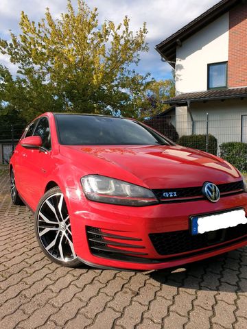 Volkswagen VW Glof GTI DSG, Kamera, Panoramadach, Sta...