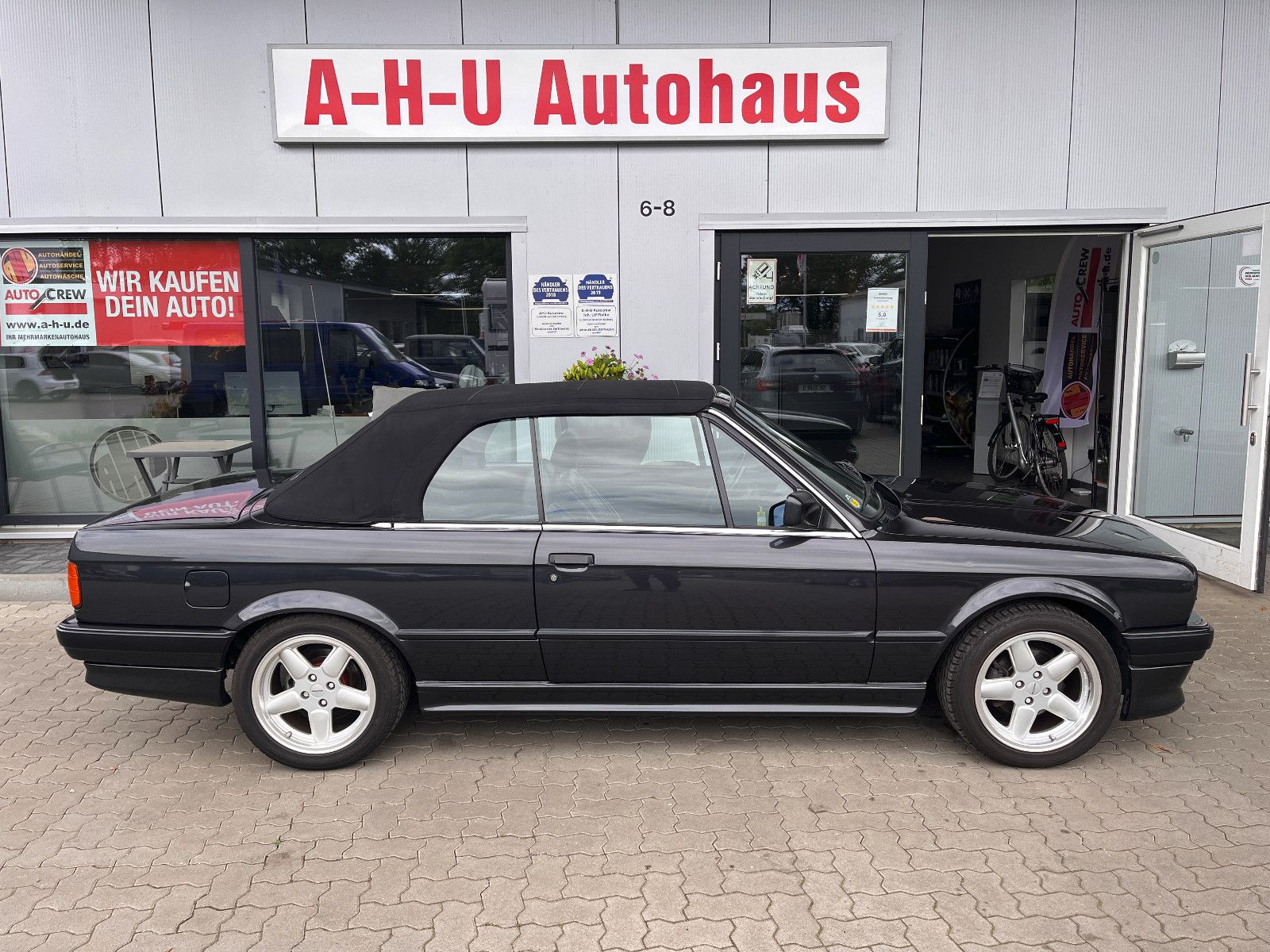 Fahrzeugabbildung BMW 320i Cabrio  A/C Schnitzer Optik / nur 99044 km
