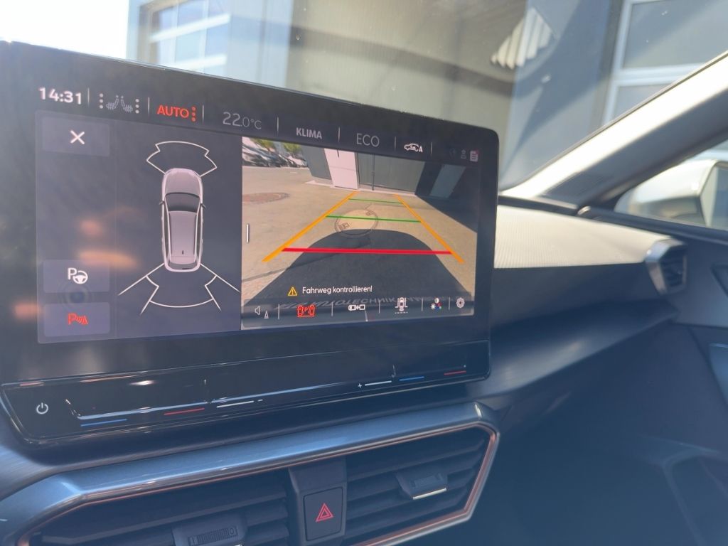 Fahrzeugabbildung CUPRA Leon ST e-HYBRID WINTER NAVI ACC elektr. HECKKL.