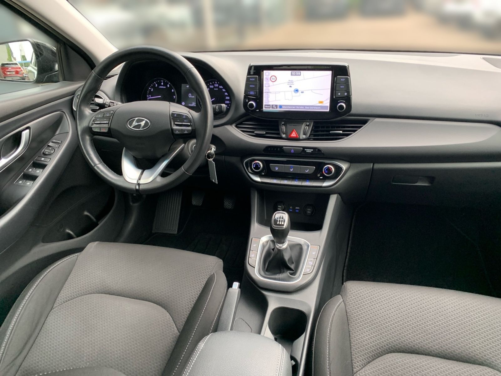 Fahrzeugabbildung Hyundai i30 1.4 T-GDI Trend Navi Kamera Sitzheizung