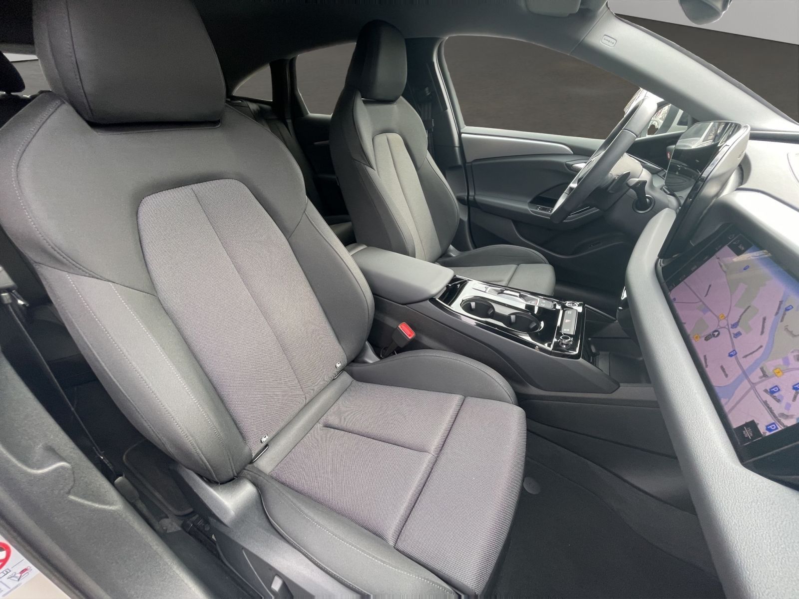 Audi A6 e-tron - Bild 18