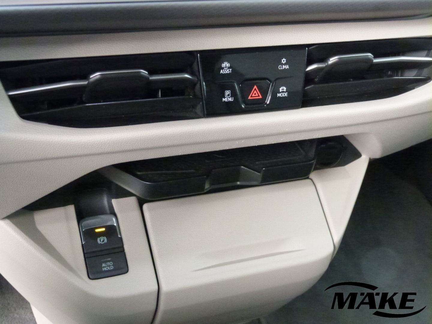 Multivan 1.4 TSI DSG eHybrid,Life,ACC,LED-Matrix