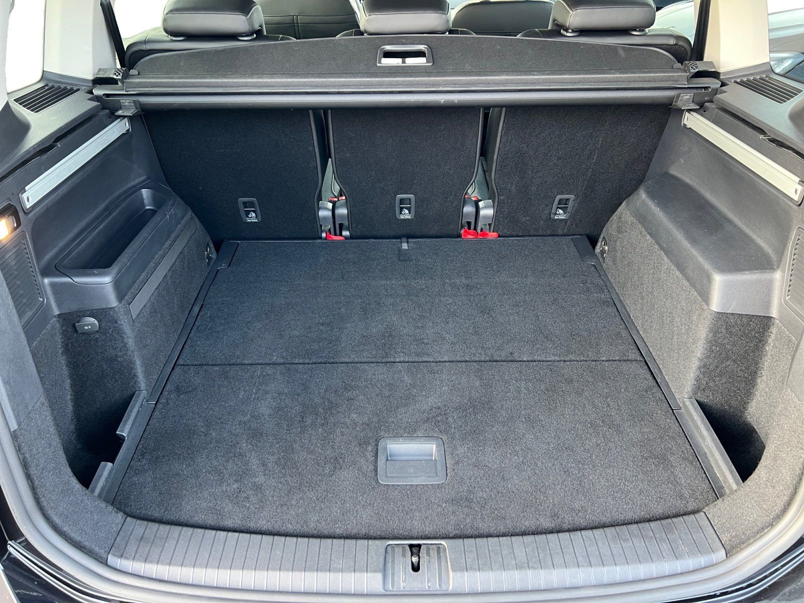 Volkswagen Touran - Bild 6