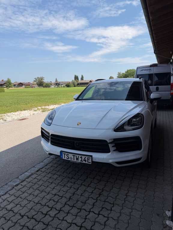 Image of Porsche Cayenne