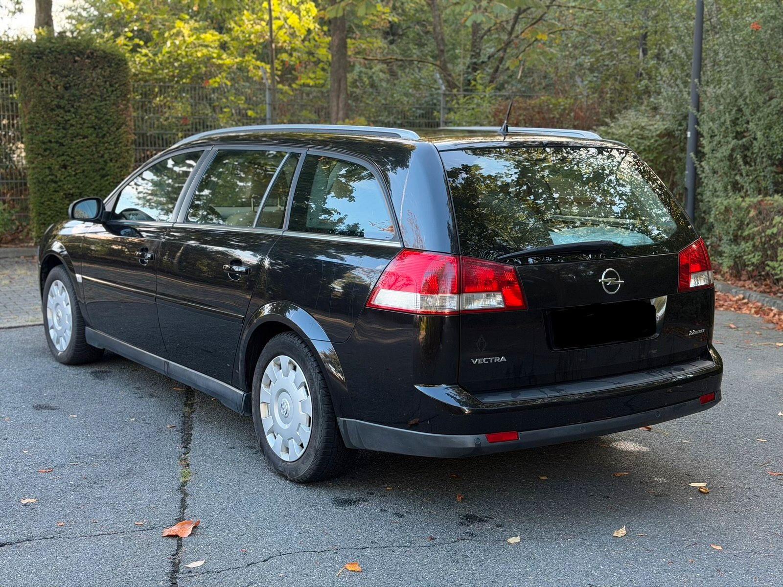 Opel Vectra 2007 — interior
