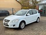 Kia cee'd 1,6 CVVT EX Automatik Schiebedach - Kia cee'd / Ceed aus 2009