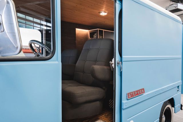 Chevrolet Step Van P10  Lege Koch-Mobil