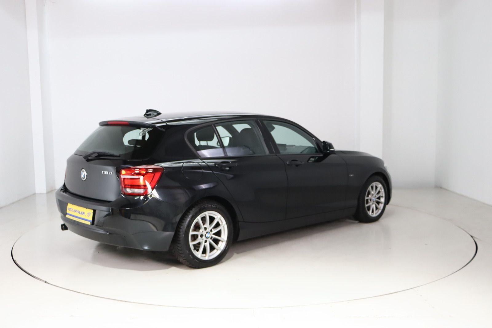 Fahrzeugabbildung BMW 118 d Sport-line * Bi-Xenon * PDC * Tempomat