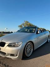 BMW 330i E93 CABRIO | Vollleder | elektr. ... - BMW 330 aus 2007: 330i