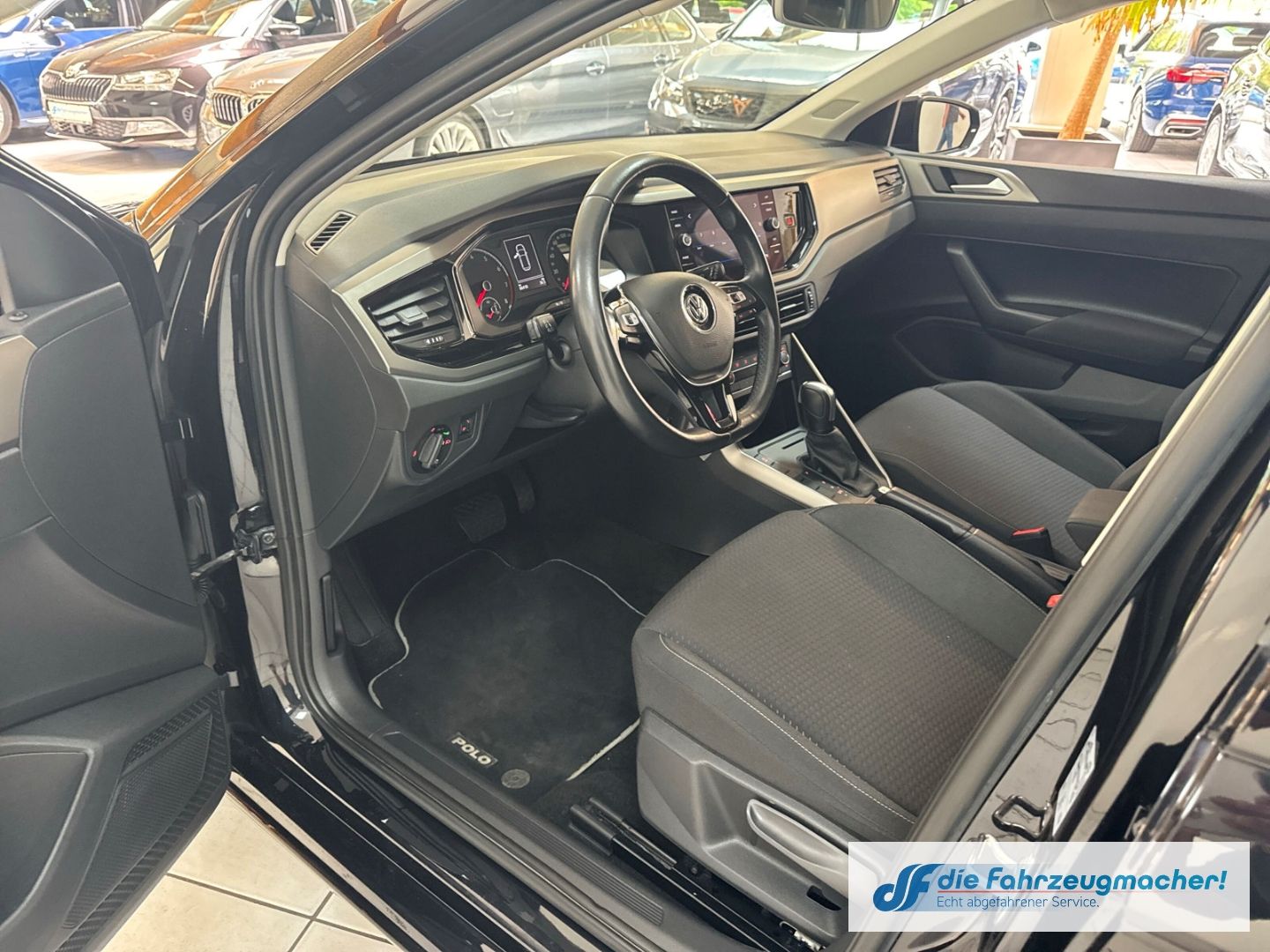 Fahrzeugabbildung Volkswagen Polo VI Comfortline 1.0 TSI AHK ACCKlimaautom SH