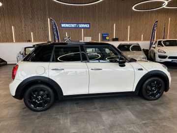 MYAUTOCENTER – Gebraucht- und Jahreswagen mit Werkstattservice in Pfaffenhofen MINI Mini 5-trg. Cooper D *Navi*Pano*
