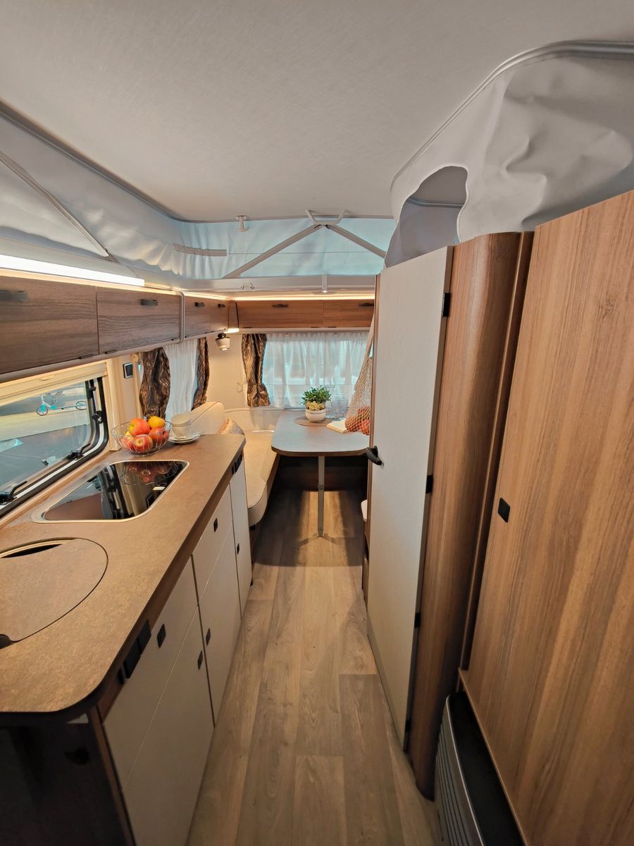 Fahrzeugabbildung HYMER / ERIBA / HYMERCAR Touring 560 Legend Urban 2026