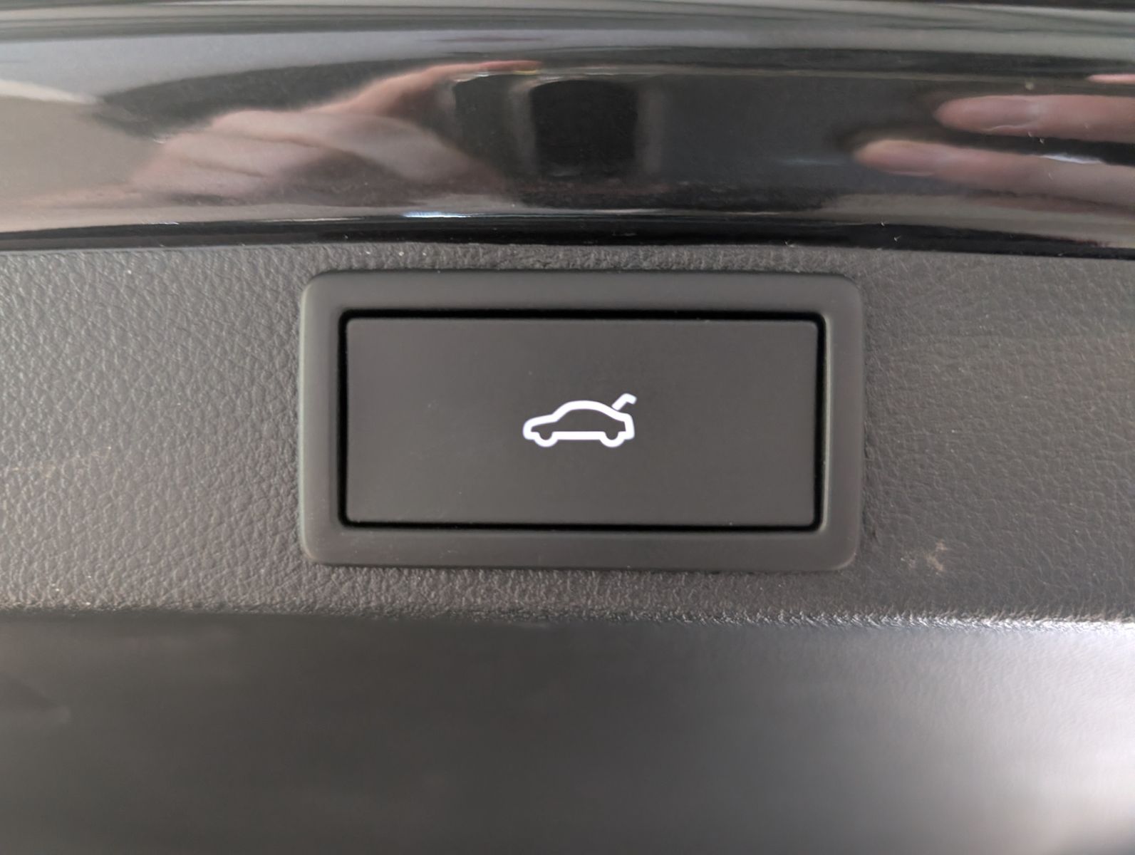 Fahrzeugabbildung SKODA Octavia 2.0 TDI Sportline Matrix Canton AHK 5J.G