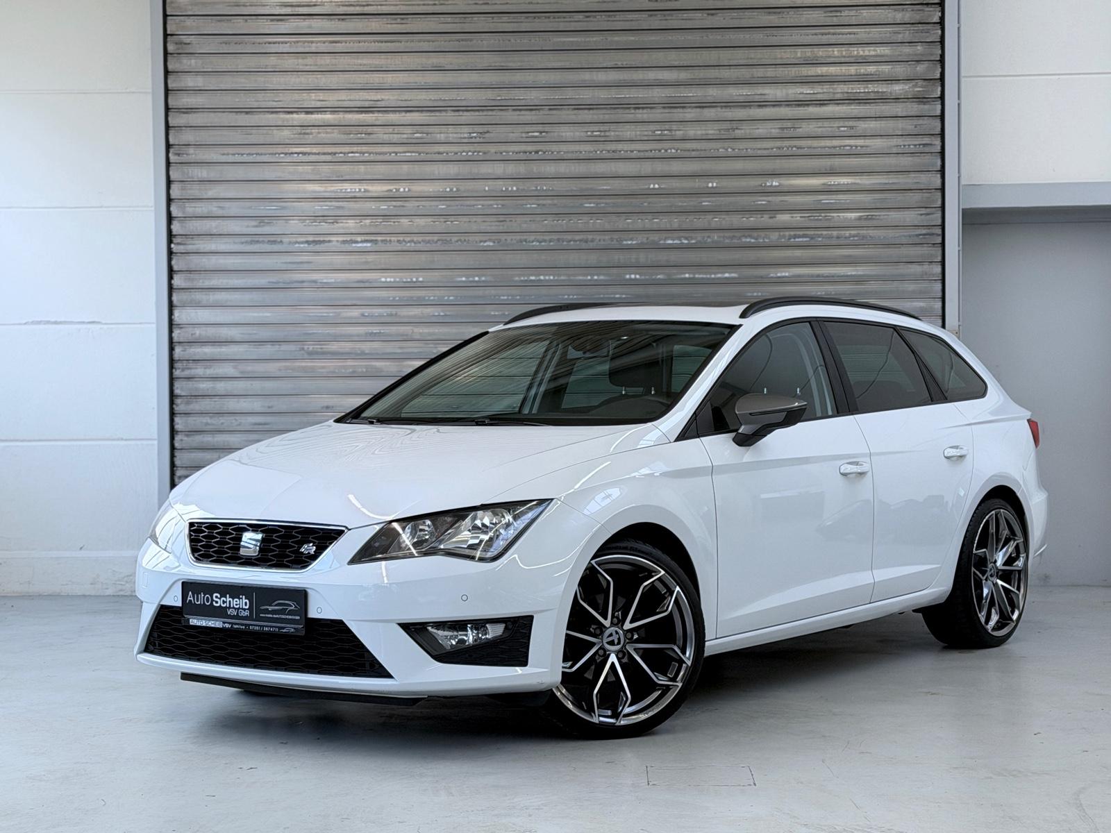 Seat Leon ST FR*1.Hand*NAVI*CarPlay*Panorama*