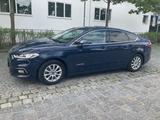 Ford Mondeo 2,0 Hybrid Automatik Schiebedach - Ford Mondeo Gebrauchtwagen in München