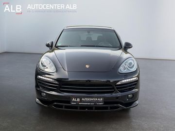 Porsche Cayenne - 8