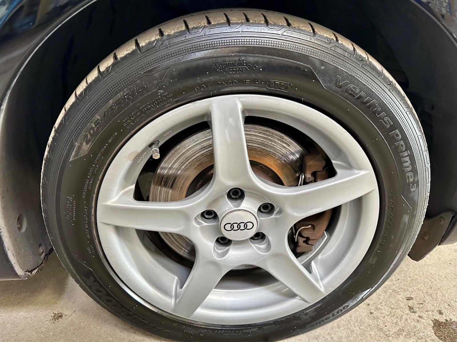 Audi TT Coupe/Roadster 1.8 T Roadster * Vollleder*