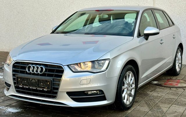 Audi A3 Sportback Attraction Klimaaut,Navi,PDC,Temp