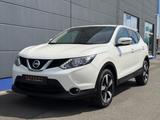 Nissan Qashqai Acenta 1,2 / AHK/KAMERA /NAVI /TUV