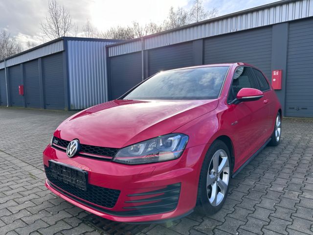 Volkswagen Golf VII Lim. GTI BMT / DSG / 1- Hand /