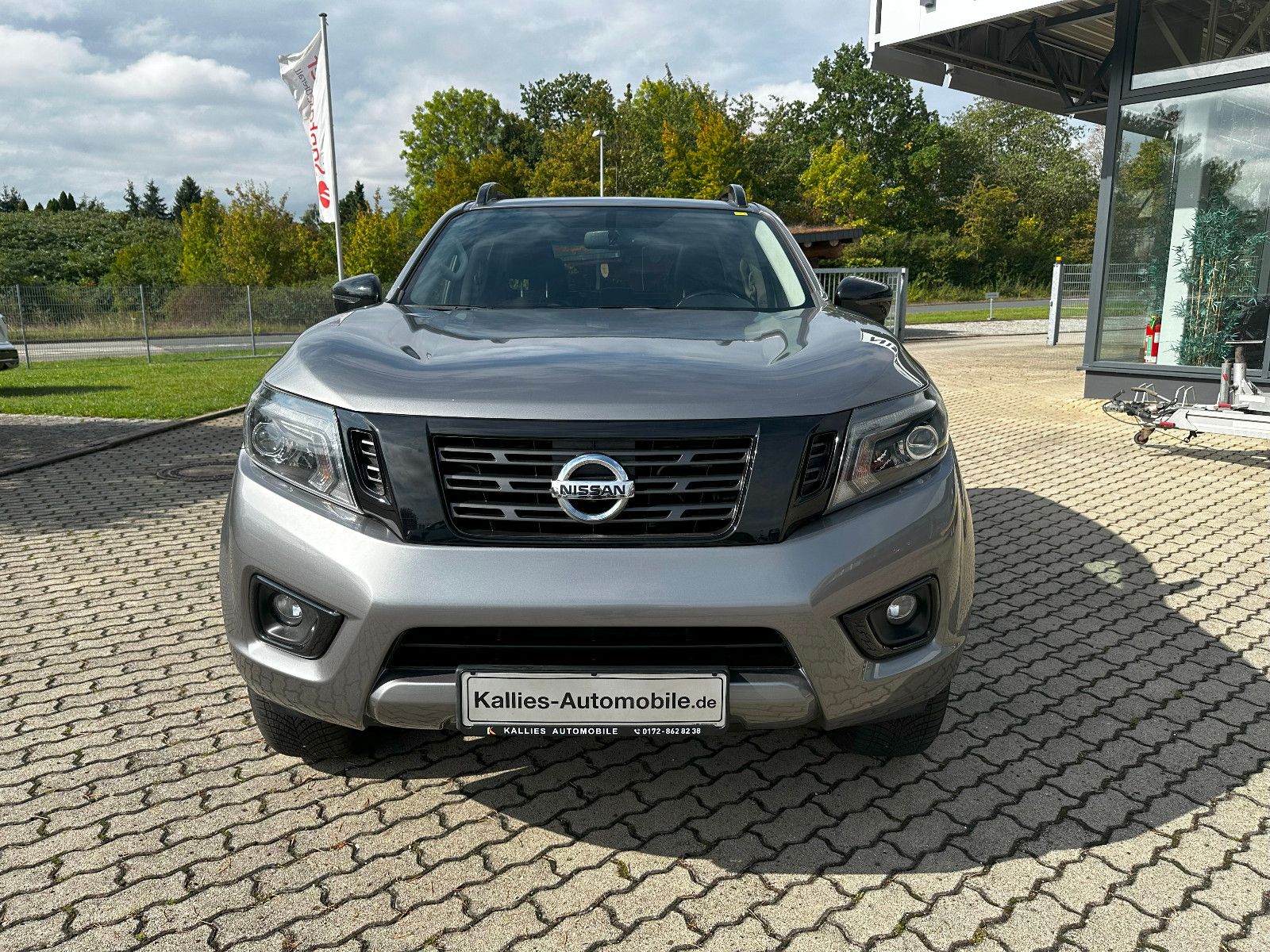 Fahrzeugabbildung Nissan Navara NP300 N-Guard Double Cab 4x4